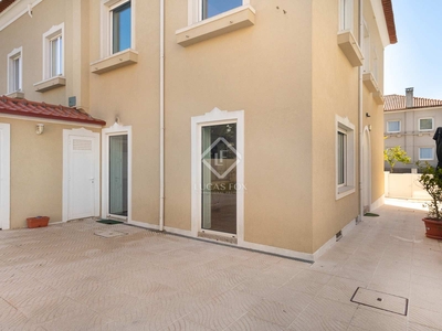 Casa / villa de 232m² con 88m² terraza en venta en Porto