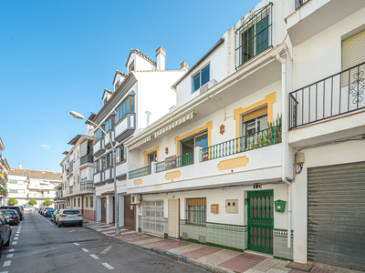 DÚPLEX CÉNTRICO EN SAN PEDRO ALCÁNTARA, MARBELLA Venta San Pedro Pueblo