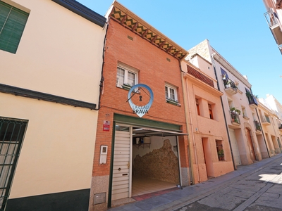 Venta de casa con terraza en Sant Feliu de Guíxols