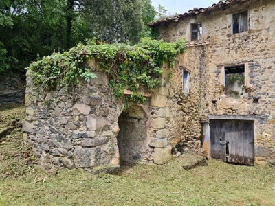 Chalet en venta en Santa Pau, Girona