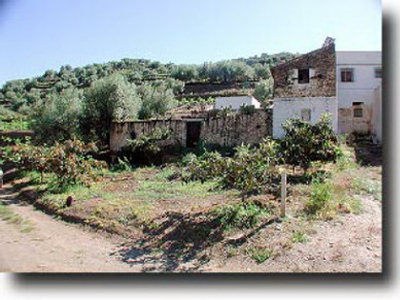 Casa con terreno en Sayalonga