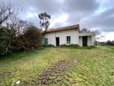 Casa con terreno en Villaviciosa