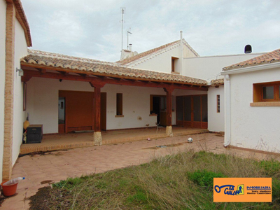 Casa en Valdepeñas