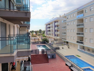 Alquiler de piso en calle De Zaragoza de 2 habitaciones con terraza y piscina