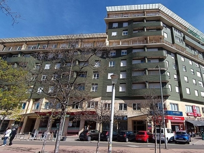 Alquiler de piso en calle Padre Javier de Valladolid de 3 habitaciones con terraza y garaje
