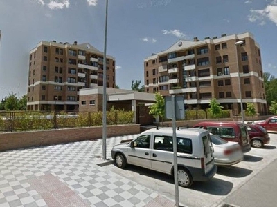 Alquiler de piso en Centro - Cuenca de 4 habitaciones con terraza y piscina