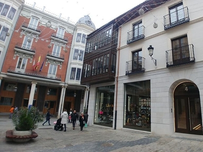 Alquiler de piso en Centro - Palencia de 2 habitaciones con aire acondicionado y calefacción