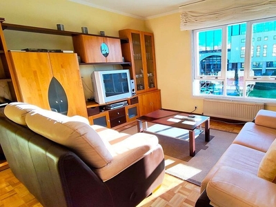 Alquiler de piso en Concheiros - Fontiñas de 4 habitaciones con garaje y muebles