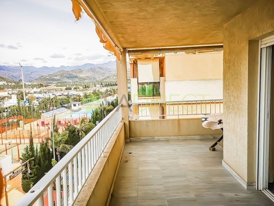 Alquiler de piso en Almuñecar de 3 habitaciones con terraza y piscina