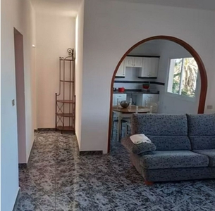 Alquiler de piso en Victoria de Acentejo (La) de 2 habitaciones con terraza y muebles