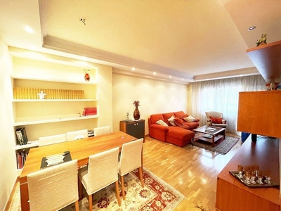 Alquiler de piso en Zabalgana - Ariznabarra de 3 habitaciones con garaje y muebles