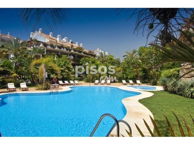 Apartamento en venta en Lomas de Marbella Club-Puente Romano