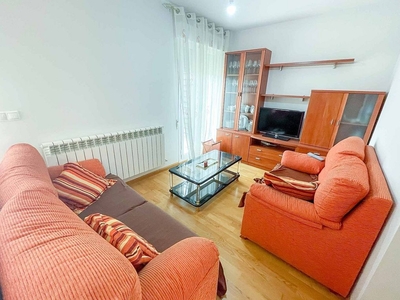 Ático en venta en Burgo de Osma-Ciudad de Osma de 2 habitaciones con terraza y calefacción