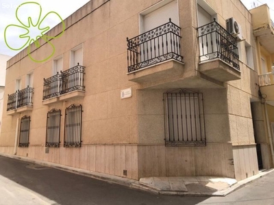 Casa de Pueblo en Venta en Finestrat, Almería