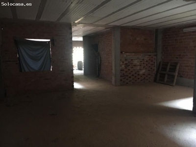 CASA EN ESTRUCTURA CON 137M2 COMPUESTA POR UNOS BAJOS, DOS PLANTAS Y TORRETA ZONA REDONDA NORTE