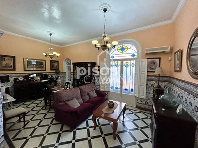 Casa en venta en Calle Olleros, cerca de Calle Carpintero