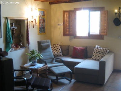 Casa en Venta en Robres, Huesca