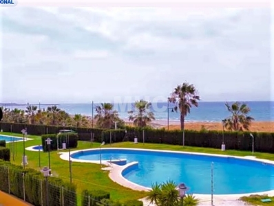 Piso en alquiler en Almerimar - Balerma - San Agustín - Costa de Ejido de 3 habitaciones con terraza y piscina