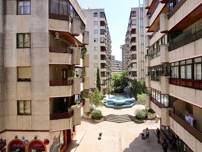 Piso en alquiler en avenida De España de 4 habitaciones con terraza y garaje