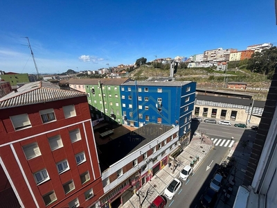 Piso en alquiler en calle García Morato de 3 habitaciones con garaje y muebles