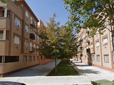 Piso en alquiler en Centro Bº Doscientas de 2 habitaciones con balcón y calefacción