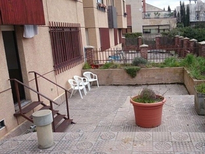 Piso en alquiler en Centro - Burgos de 2 habitaciones con terraza y garaje