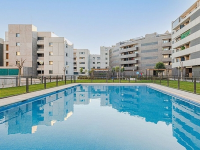 Piso en alquiler en Parque Cataluña - Cañada - Soto de 4 habitaciones con terraza y piscina