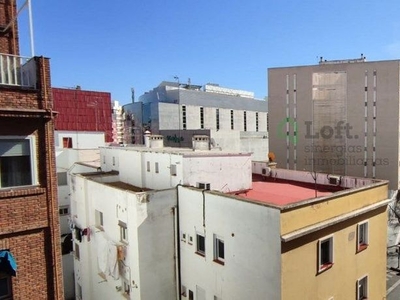 Piso en alquiler en Santa Marina - La Paz de 4 habitaciones con terraza y balcón