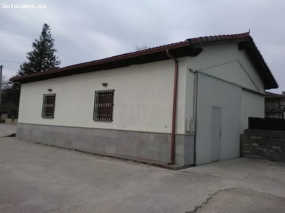 Se Vende o Alquila Casa- Nave En Villanueva De Mena.
