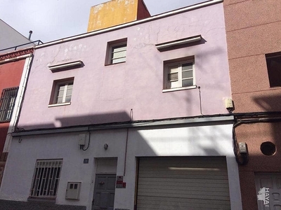 Venta de piso en La Cuesta - Gracia - Finca España de 4 habitaciones con terraza y garaje