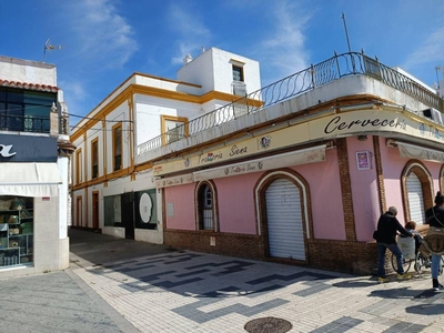 Venta Casa unifamiliar en Avenida de Andalucia 1 Ayamonte. A reformar con balcón 600 m²