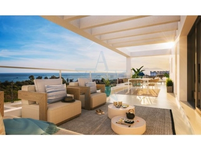 Apartamento con vistas panorámicas al mar en el Rincón de la Victoria, Málaga