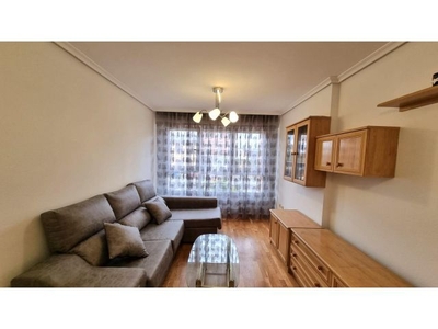 APARTAMENTO - ZONA CUATROVIENTOS