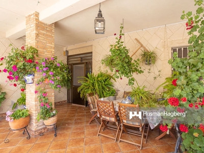 Chalet en venta en Los Altos, Alicante