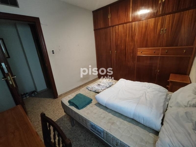 Habitaciones en C/ COCHERAS DE SANTA PAULA, Granada Capital por 290€ al mes