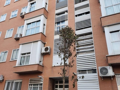 Venta Piso en transversal sexta. Madrid