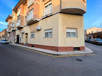 Venta Piso La Unión. Piso de tres habitaciones