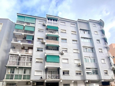 Venta Piso Málaga. A reformar primera planta con balcón