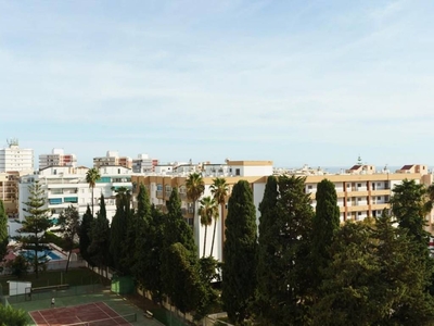 Venta Piso Vélez-Málaga. Piso de una habitación en Calle Poniente. Con terraza