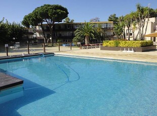 Modernos apartamentos con piscina. Ref. Comtat Sant Jordi-46 M.