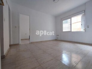 Piso en venta de 62 m2 en can rull, Sabadell