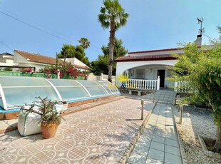 Villa en Torrevieja, Alicante provincia