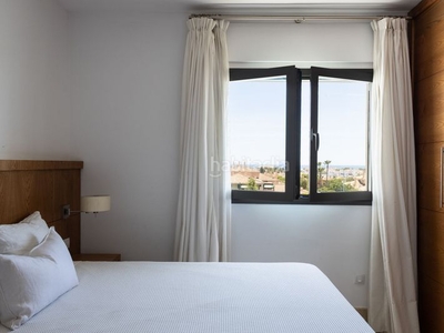 Apartamento impresionante piso de 2 dormitorios en san pedro, a minutos de la playa. en Marbella