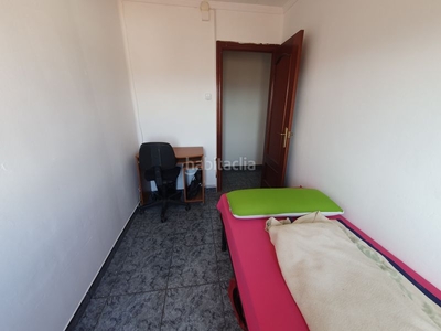 Ático con 3 habitaciones con calefacción en Parets del Vallès