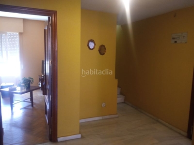 Ático con 4 habitaciones con ascensor, calefacción y aire acondicionado en Fuenlabrada