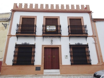 Casa adosada espectacular casa señorial de 367 m2 en el centro. en Huévar