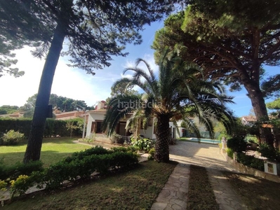 Casa con piscina privada y gran jardin en residencial Begur-esclanyà Begur