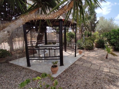 Casa planta baja de 3 habitaciones en zona tranquila de la pinilla con gran jardin y piscina en Fuente Álamo de Murcia