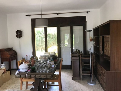 Casa y parcela en venta en Vilanova del Vallès