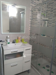 Piso , con 95 m2, 4 habitaciones y 1 baños, amueblado y aire acondicionado. en Piles